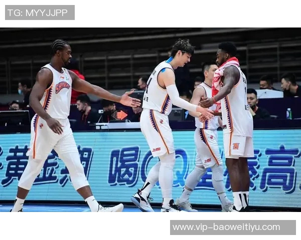 小罗恩哈珀谈替补经历强调上场表现才是关键所在 小罗恩哈珀谈替补经历强调上场表现才是关键所在